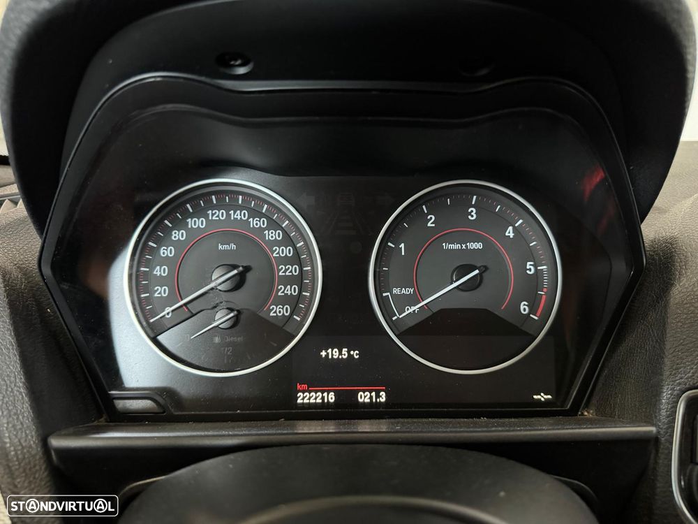 BMW 120 d Pack M - 15