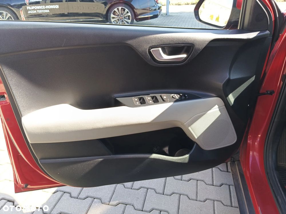 Kia Stonic 1.0 T-GDI L - 11