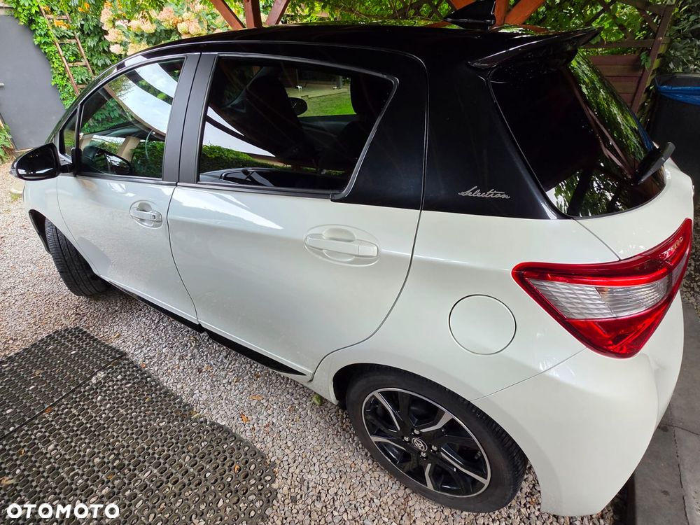 Toyota Yaris 1.5 Selection CVT - 5