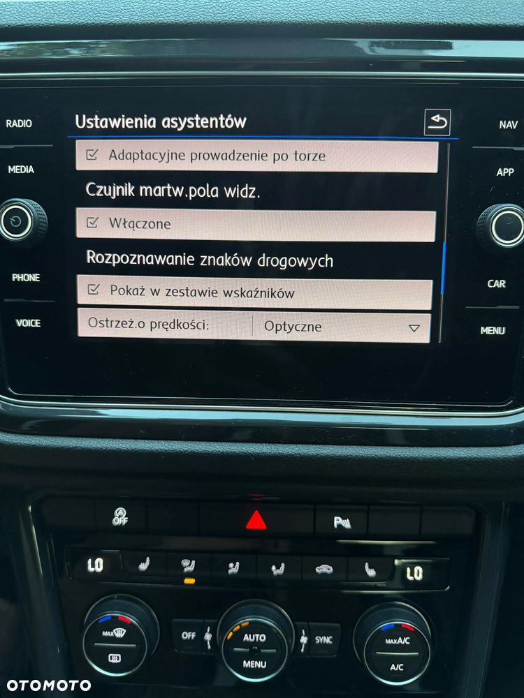 Volkswagen T-Roc 1.5 TSI GPF ACT Premium DSG - 27