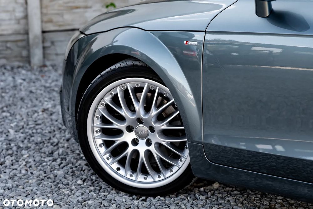 Audi TT Roadster 3.2 quattro - 9