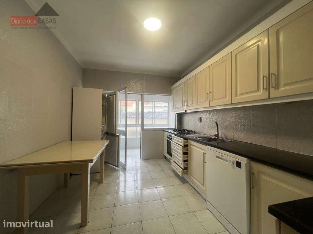 Apartamento T3 Bairro Norton de Matos - Coimbra - Portugal - Grande imagem: 5/20