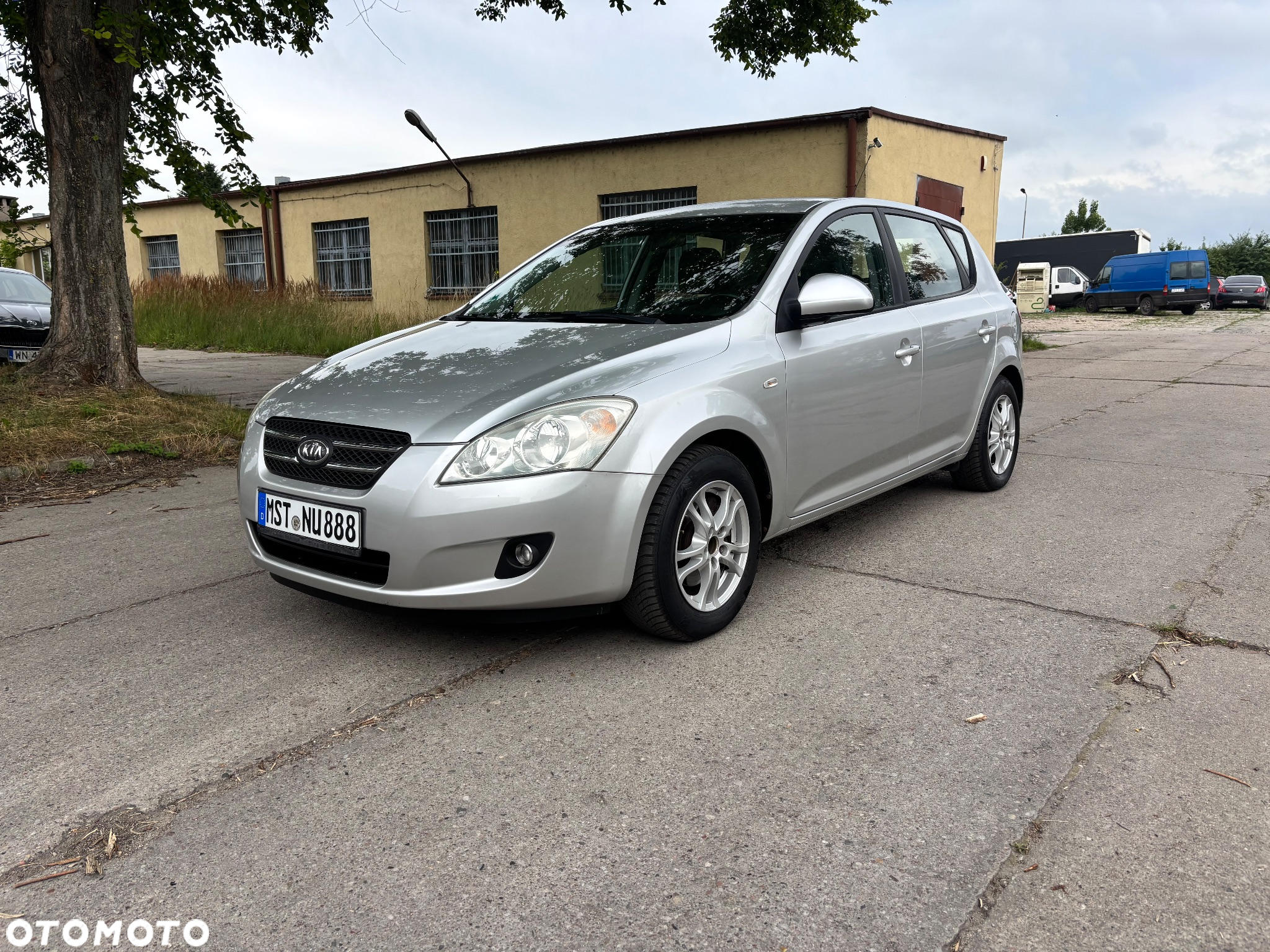Kia Ceed 2.0 CVVT Spirit - 2