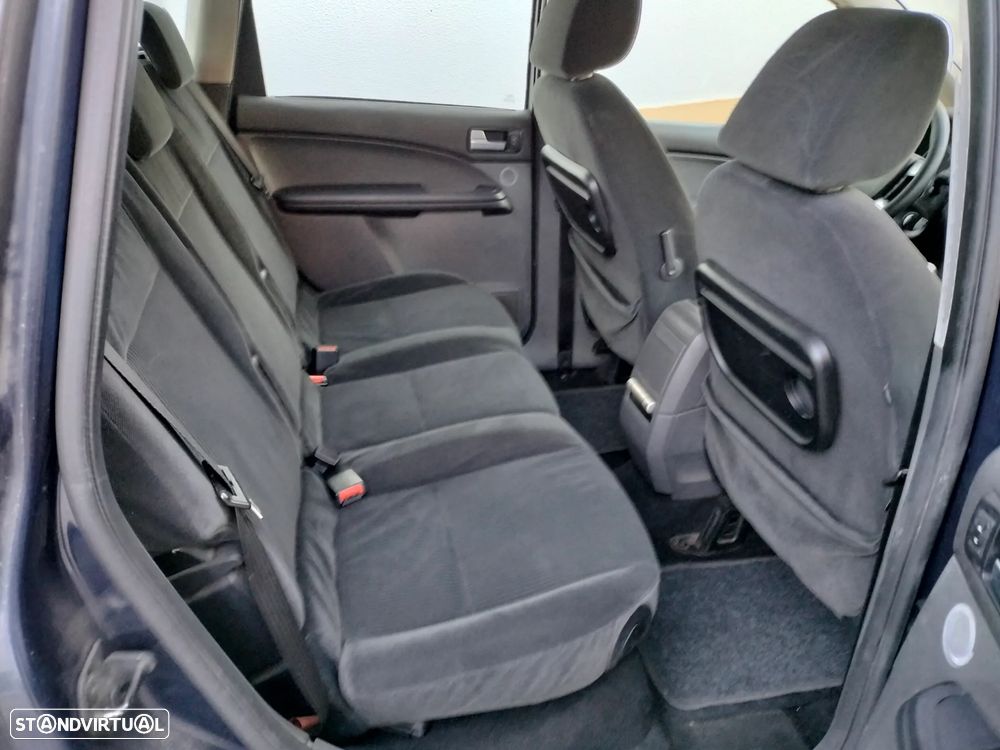 Ford Focus C-Max 1.6 TDCi Ghia - 16