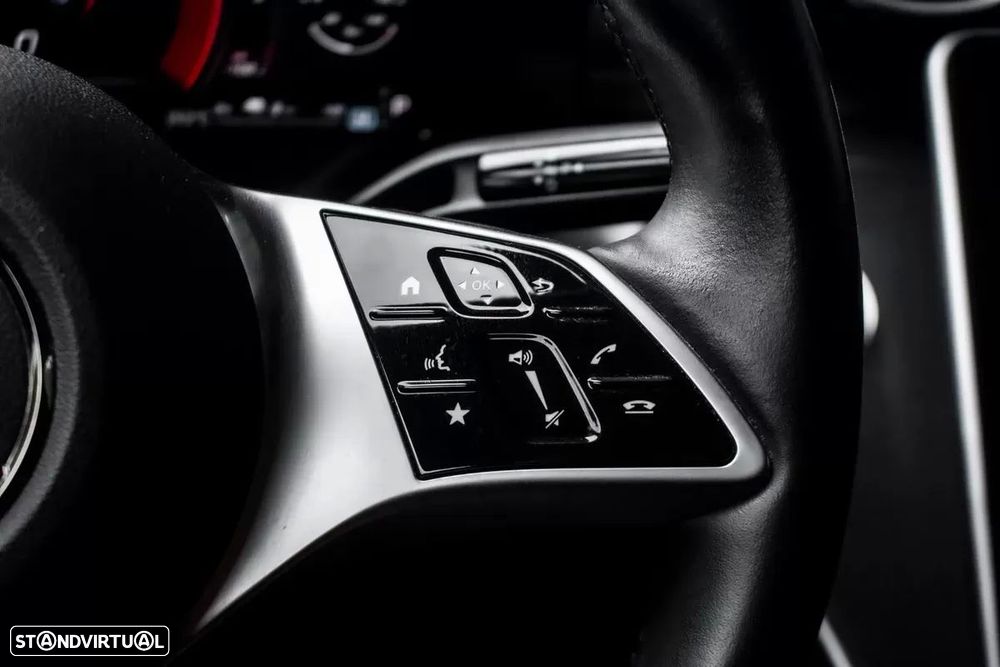 Mercedes-Benz C 300 e Avantgarde - 15