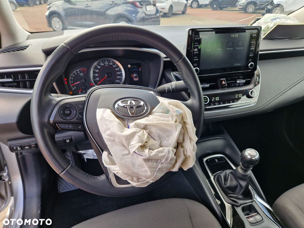 Toyota Corolla 1.5 Comfort - 5