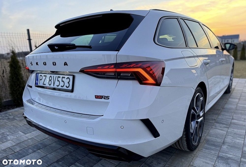 Skoda Octavia 2.0 TDI RS DSG - 16