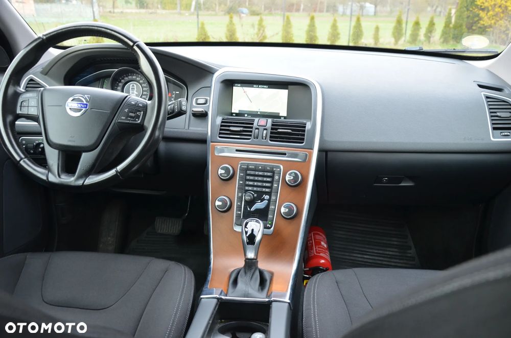 Volvo XC 60 D3 Geartronic Kinetic - 11