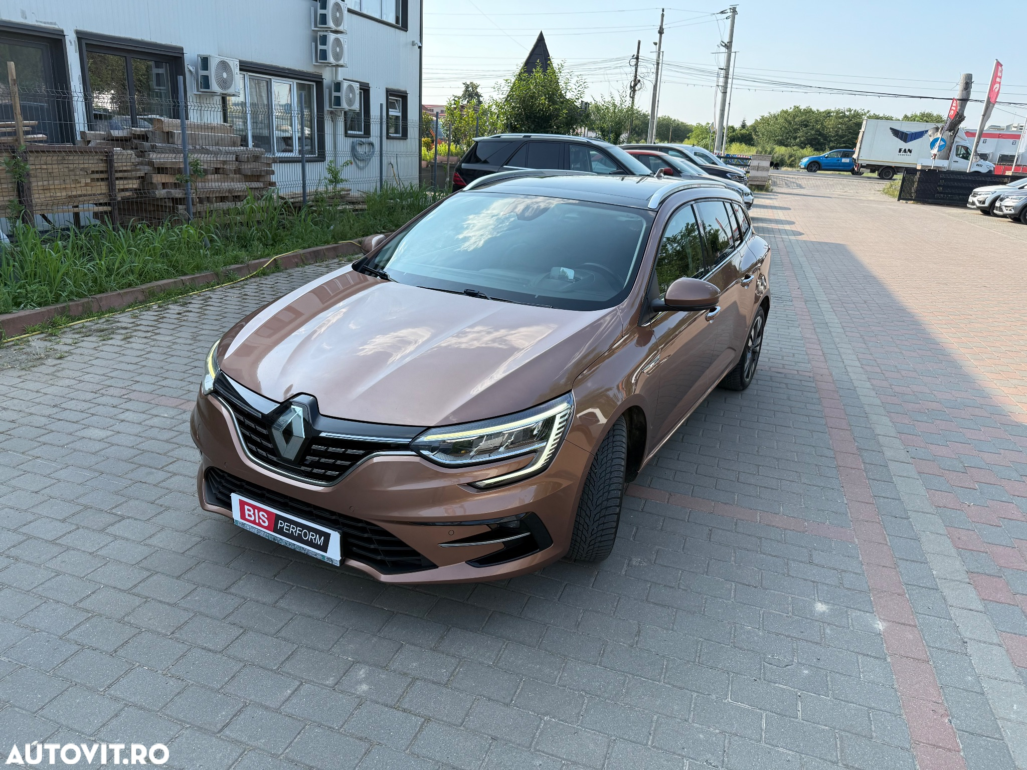 Renault Megane TCe GPF EDC Intens - 3