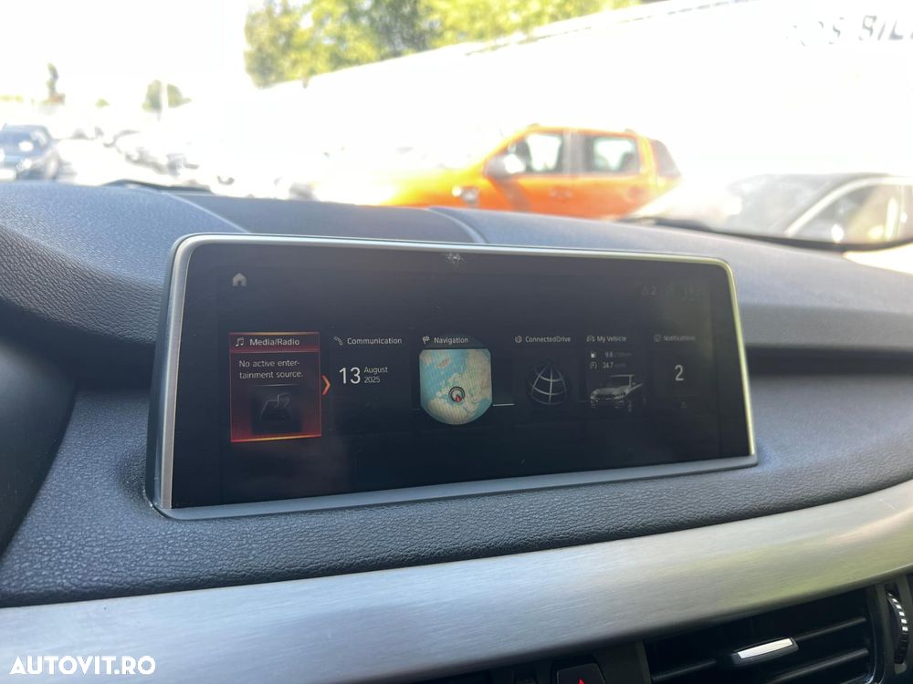BMW X5 xDrive25d - 28