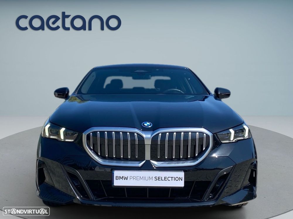 BMW 530 e Pack Desportivo M - 29
