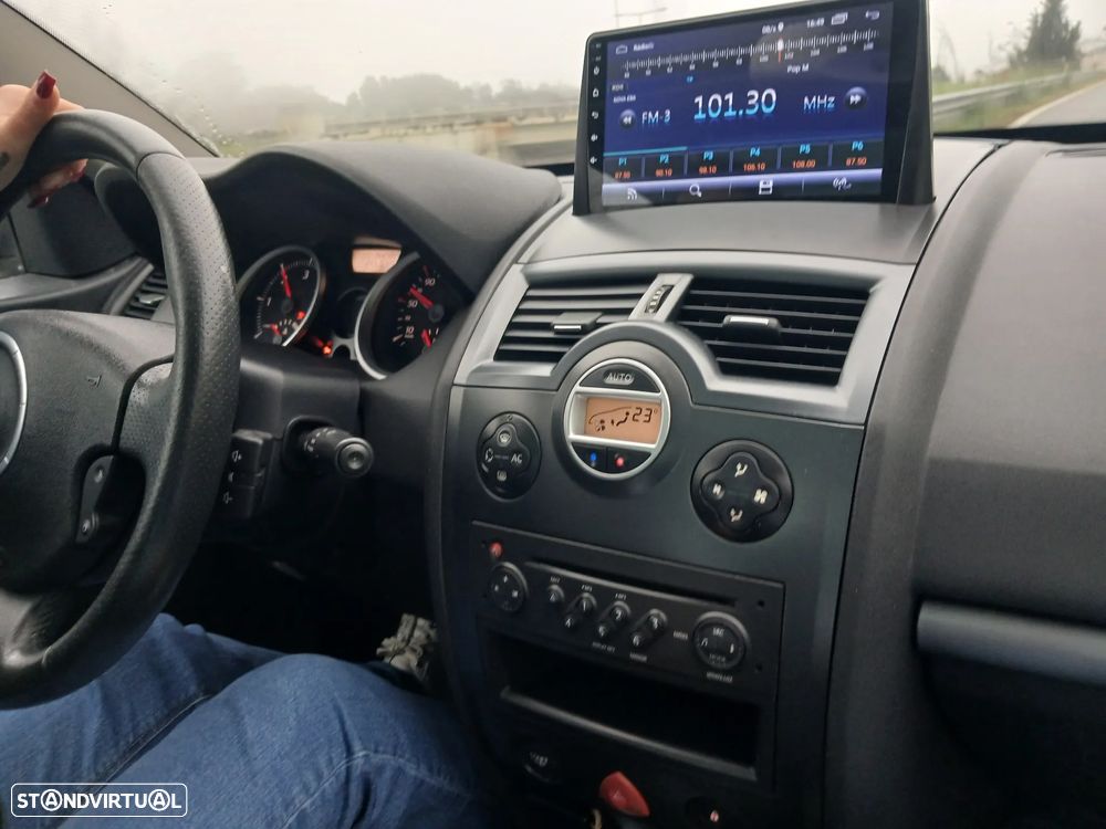 Renault Mégane CC 1.5 dCi Extreme - 5