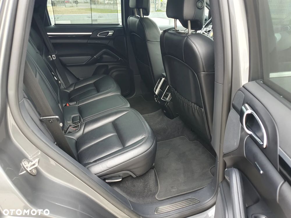 Porsche Cayenne S Tiptronic S - 30
