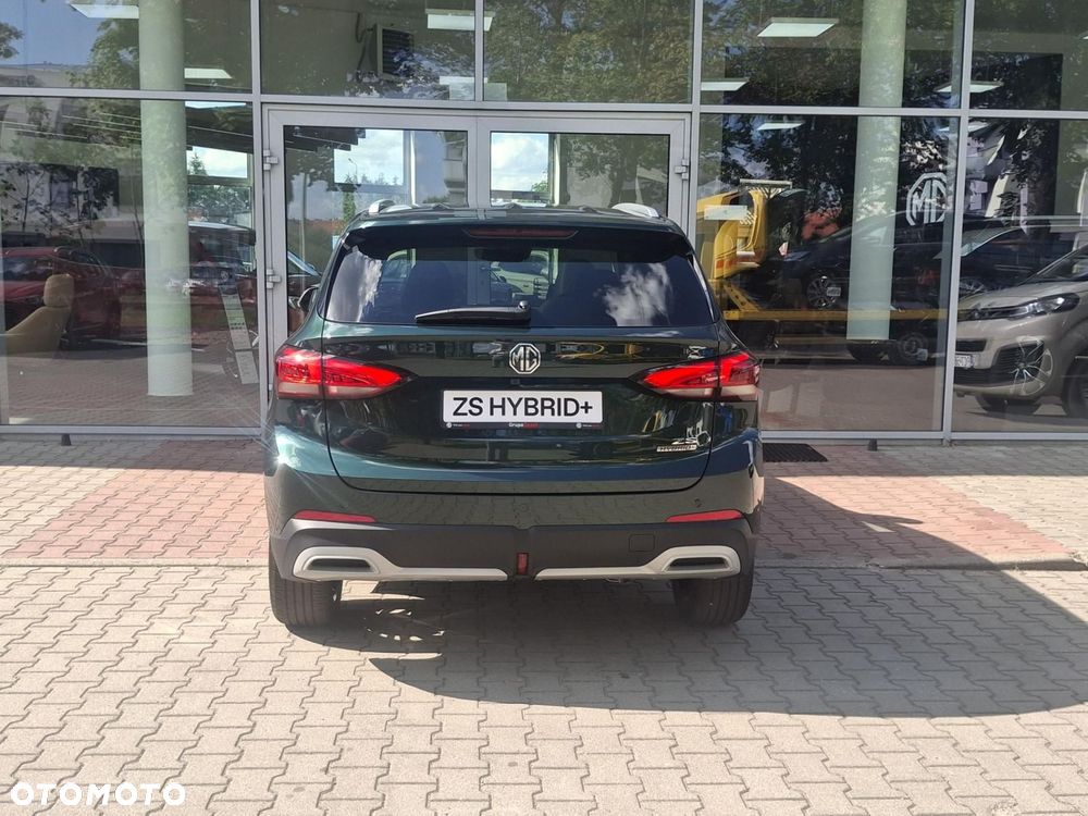 MG ZS - 6