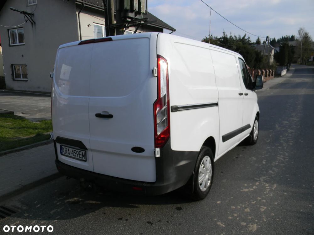 Opel Vivaro - 24