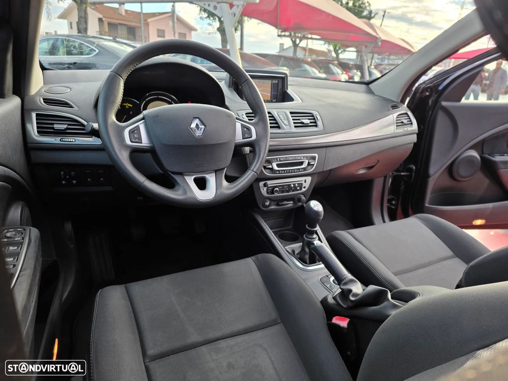Renault Mégane Sport Tourer 1.5 dCi Dynamique S - 22