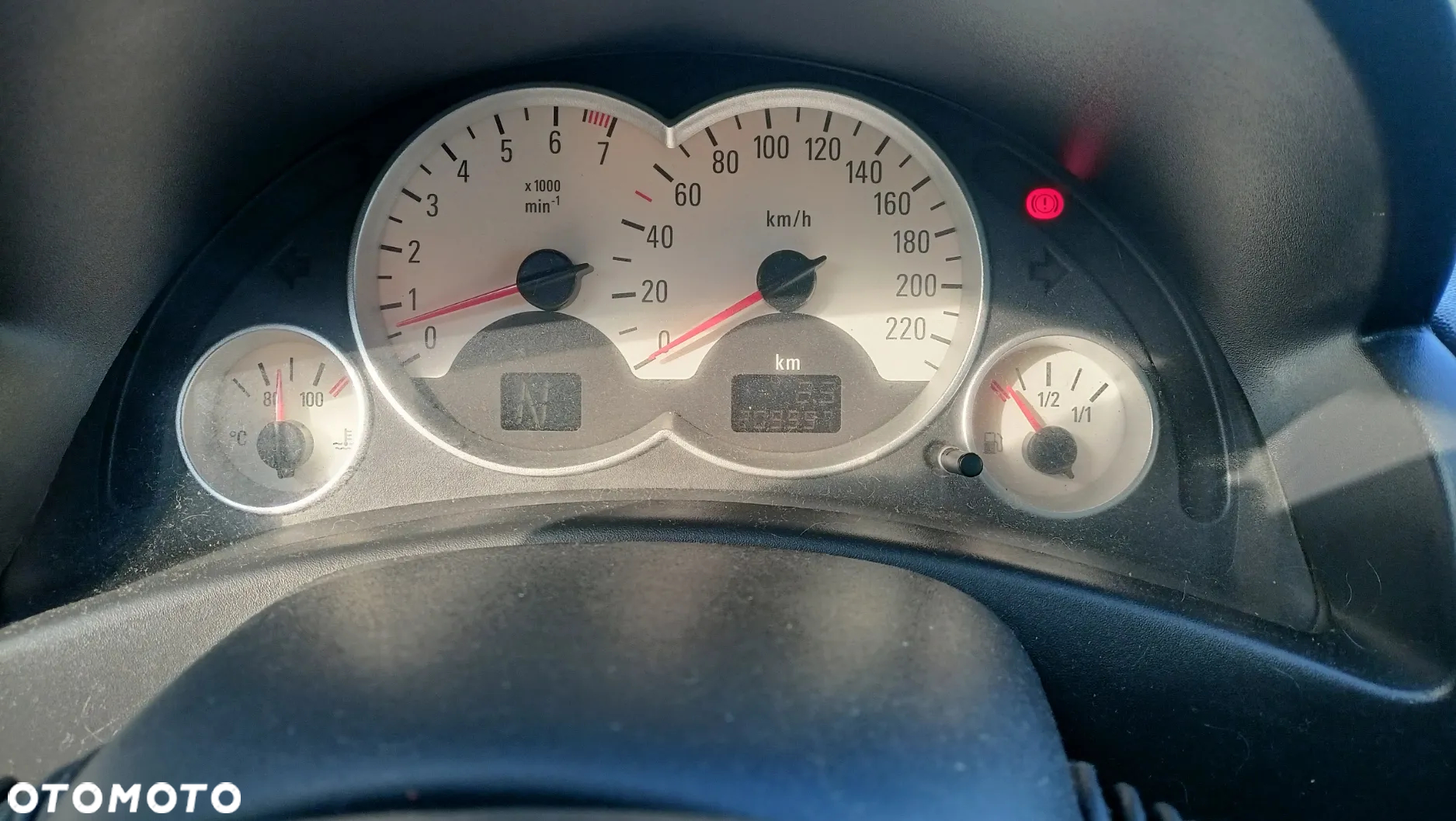 Opel Corsa 1.4 16V Automatik Catch me - 9