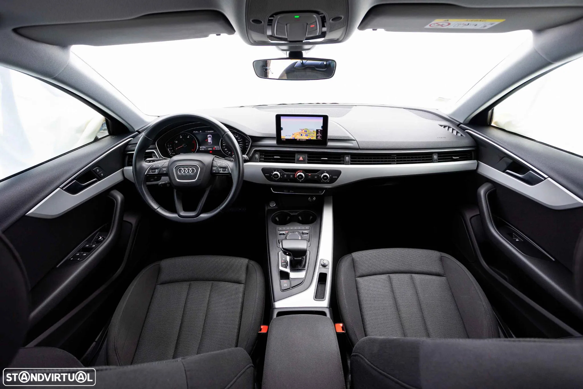 Audi A4 Avant 35 TDI S tronic - 33
