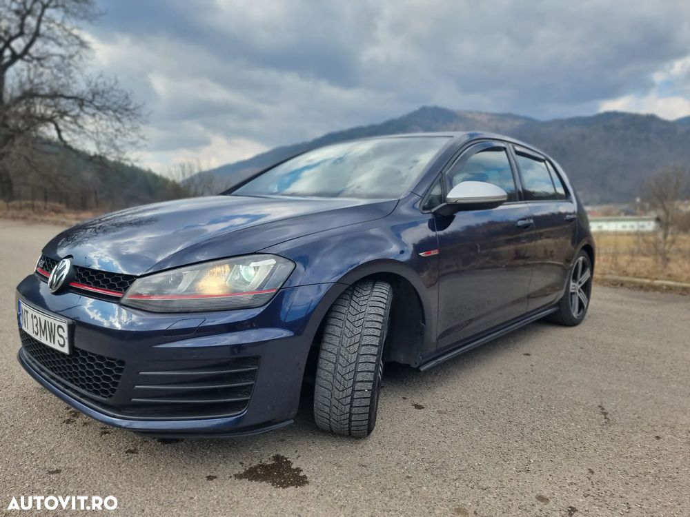 Volkswagen Golf GTI BlueMotion Technology - 2
