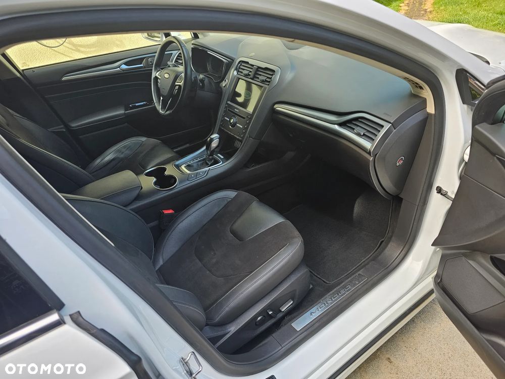 Ford Mondeo 2.0 TDCi Titanium PowerShift - 8