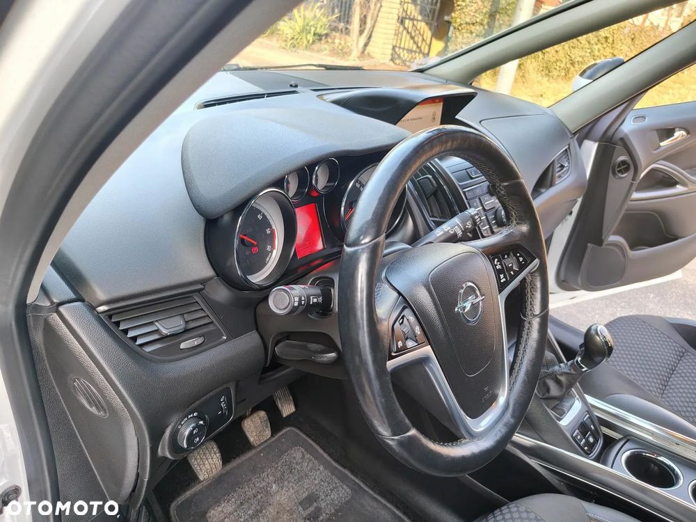 Opel Zafira - 21