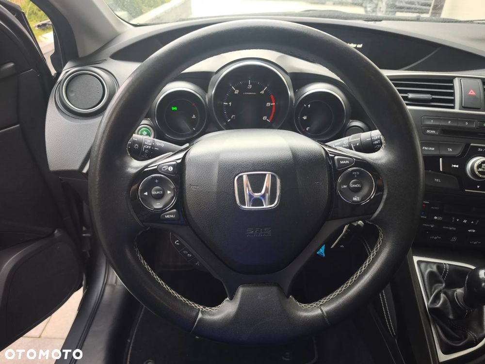 Honda Civic 1.6 i-DTEC Comfort Black Edition - 25