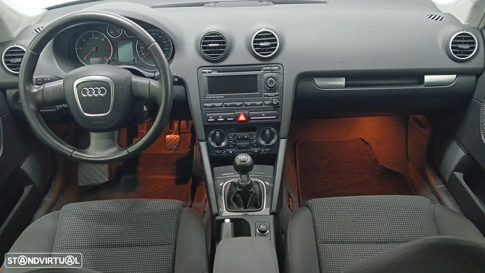 Audi A3 Sportback 2.0 TDi Attraction - 5