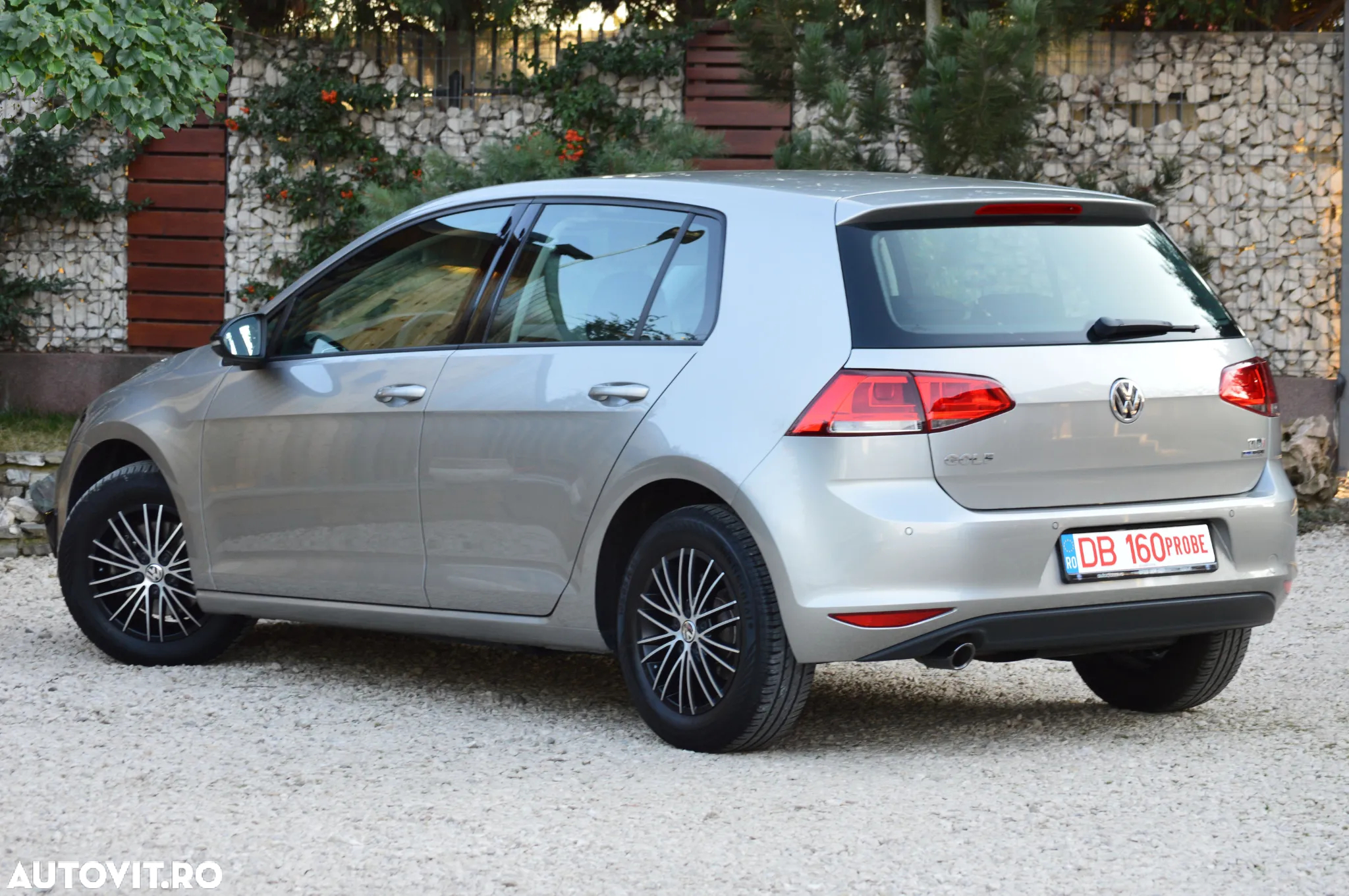 Volkswagen Golf - 4