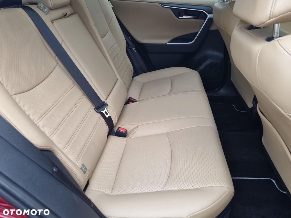 Toyota RAV4 - 11