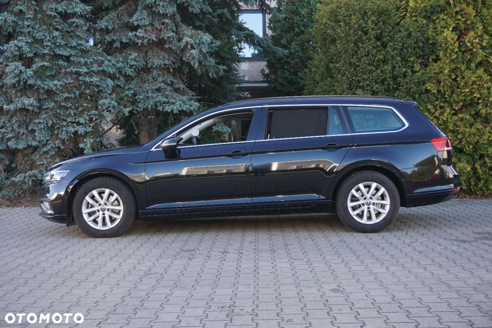 Volkswagen Passat - 5