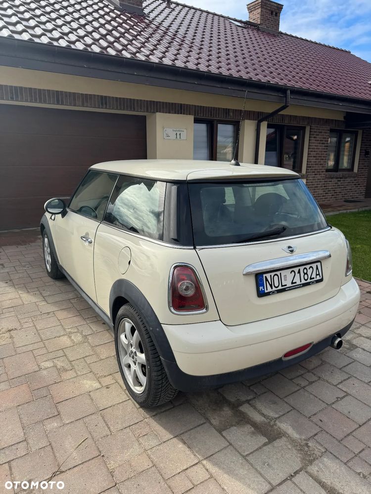 MINI ONE Standard - 5