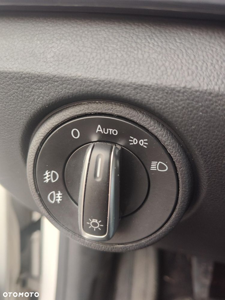 Volkswagen up! sound - 22