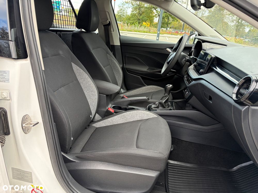 Skoda Fabia 1.0 Essence - 12