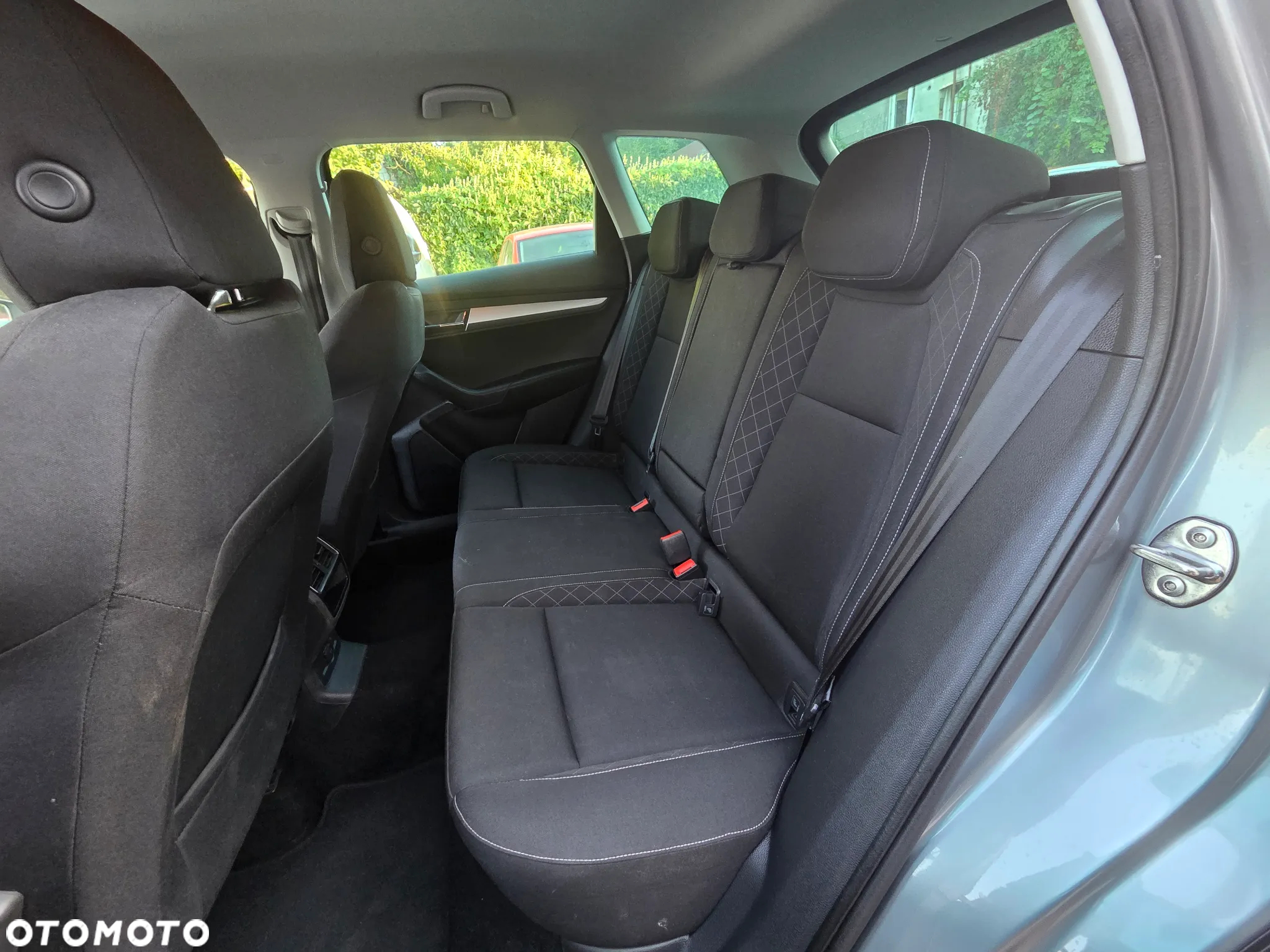 Skoda Karoq 1.0 TSI Selection - 10