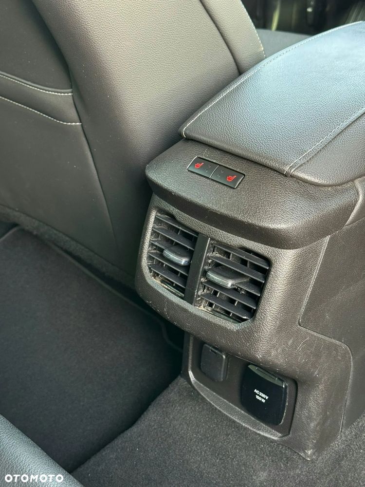 Ford Mondeo 2.0 TDCi Titanium - 27