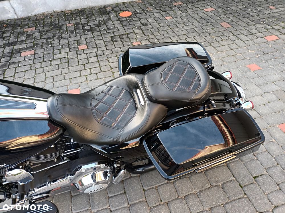 Harley-Davidson Touring Street Glide - 9