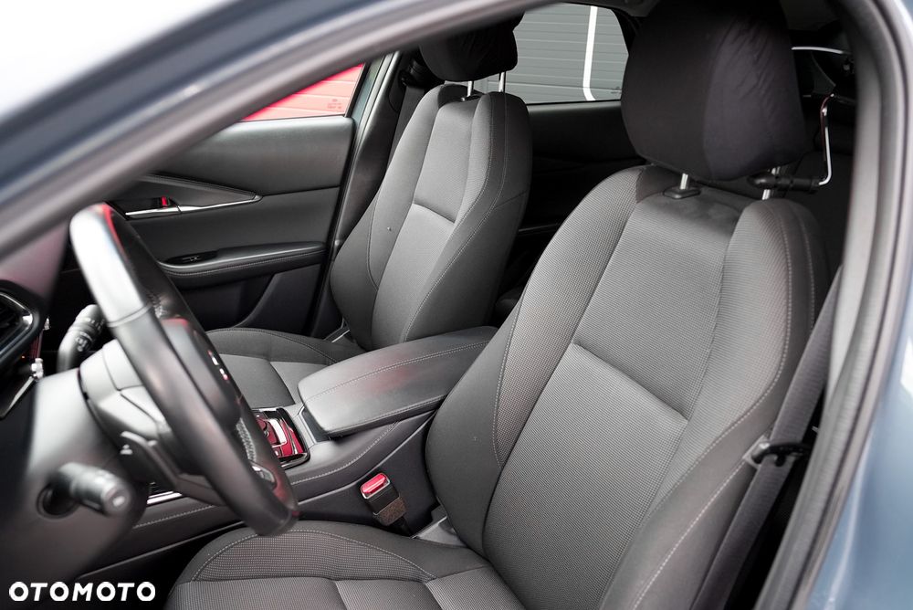 Mazda CX-30 2.0 mHEV Hikari 2WD - 28