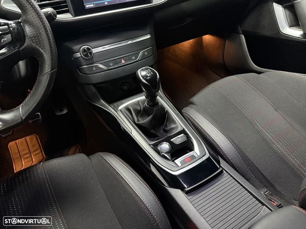Peugeot 308 1.2 PureTech GT Line - 15