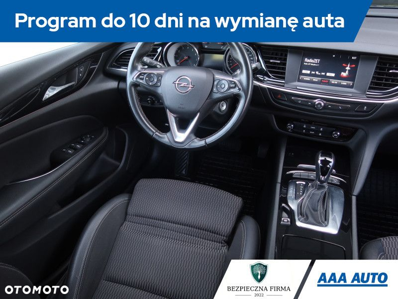 Opel Insignia - 8