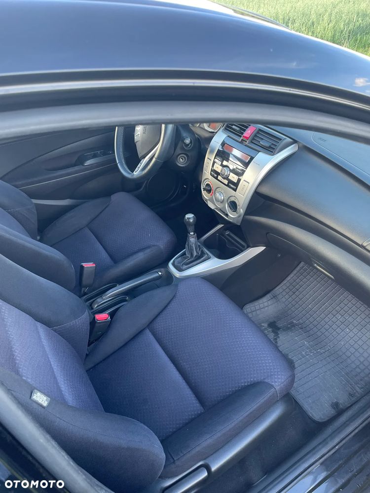Honda City 1.4 Elegance - 15