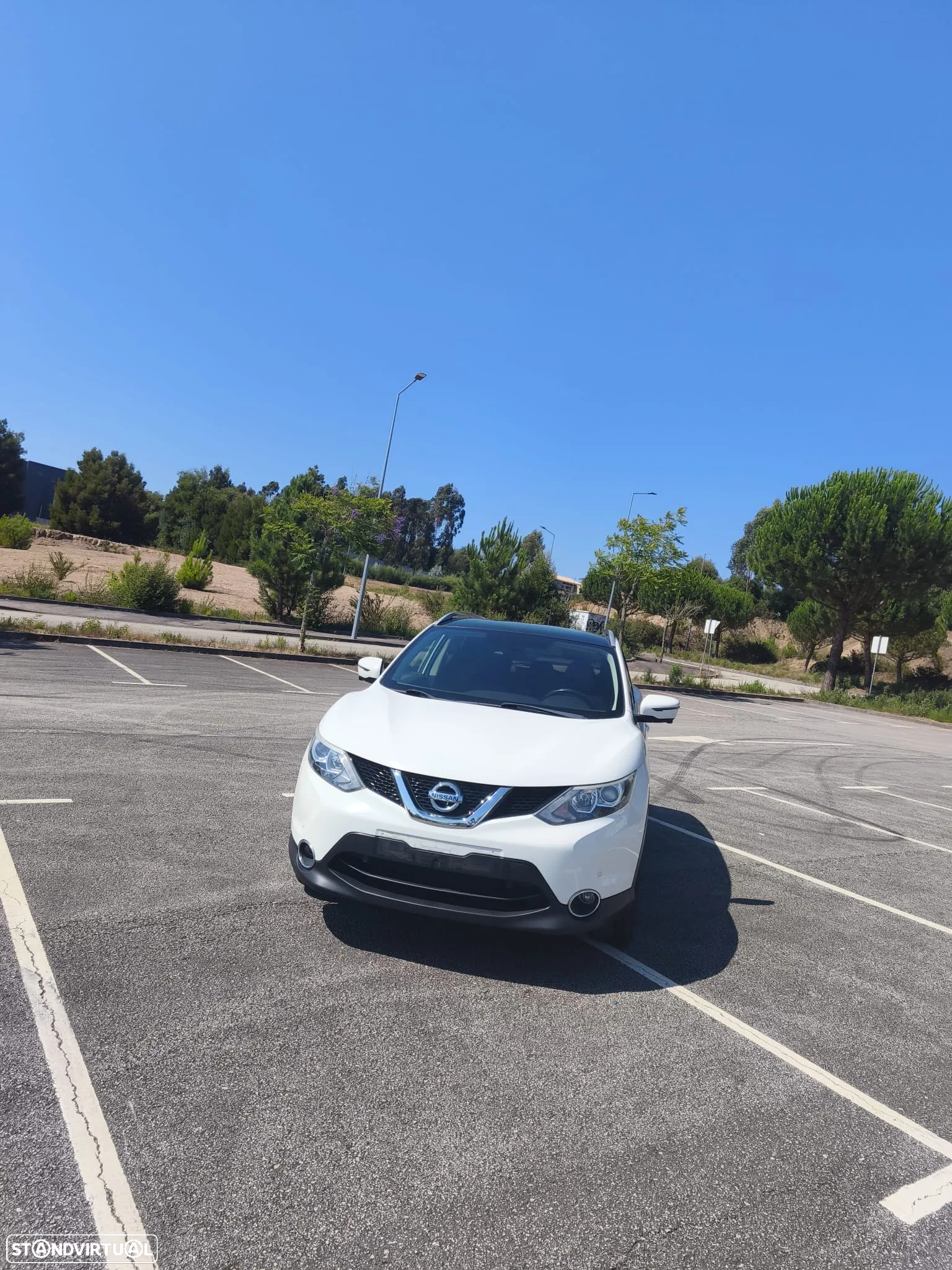 Nissan Qashqai 1.2 DIG-T N-Connecta 18 - 12