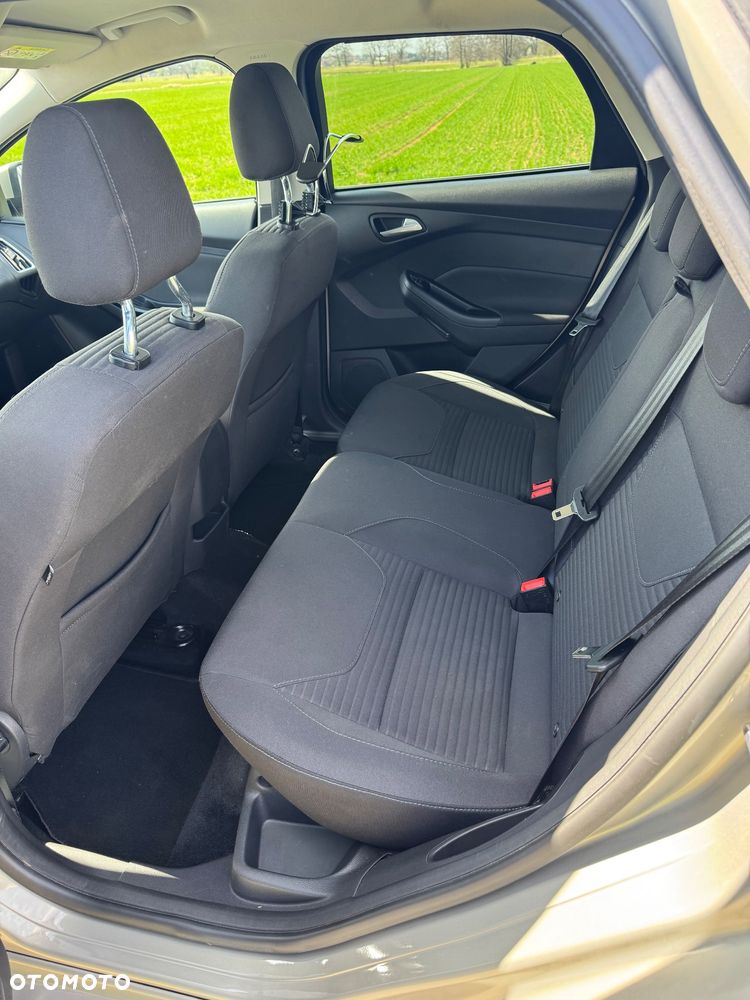 Ford Focus 2.0 TDCi Titanium ASS - 10
