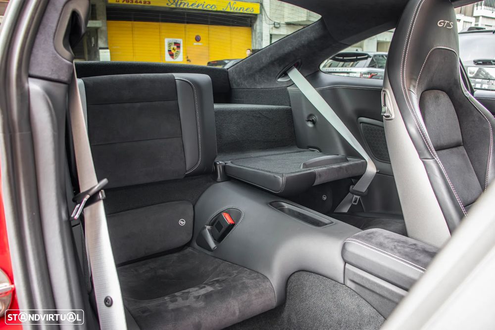 Porsche 911 (991) Carrera GTS PDK - 42