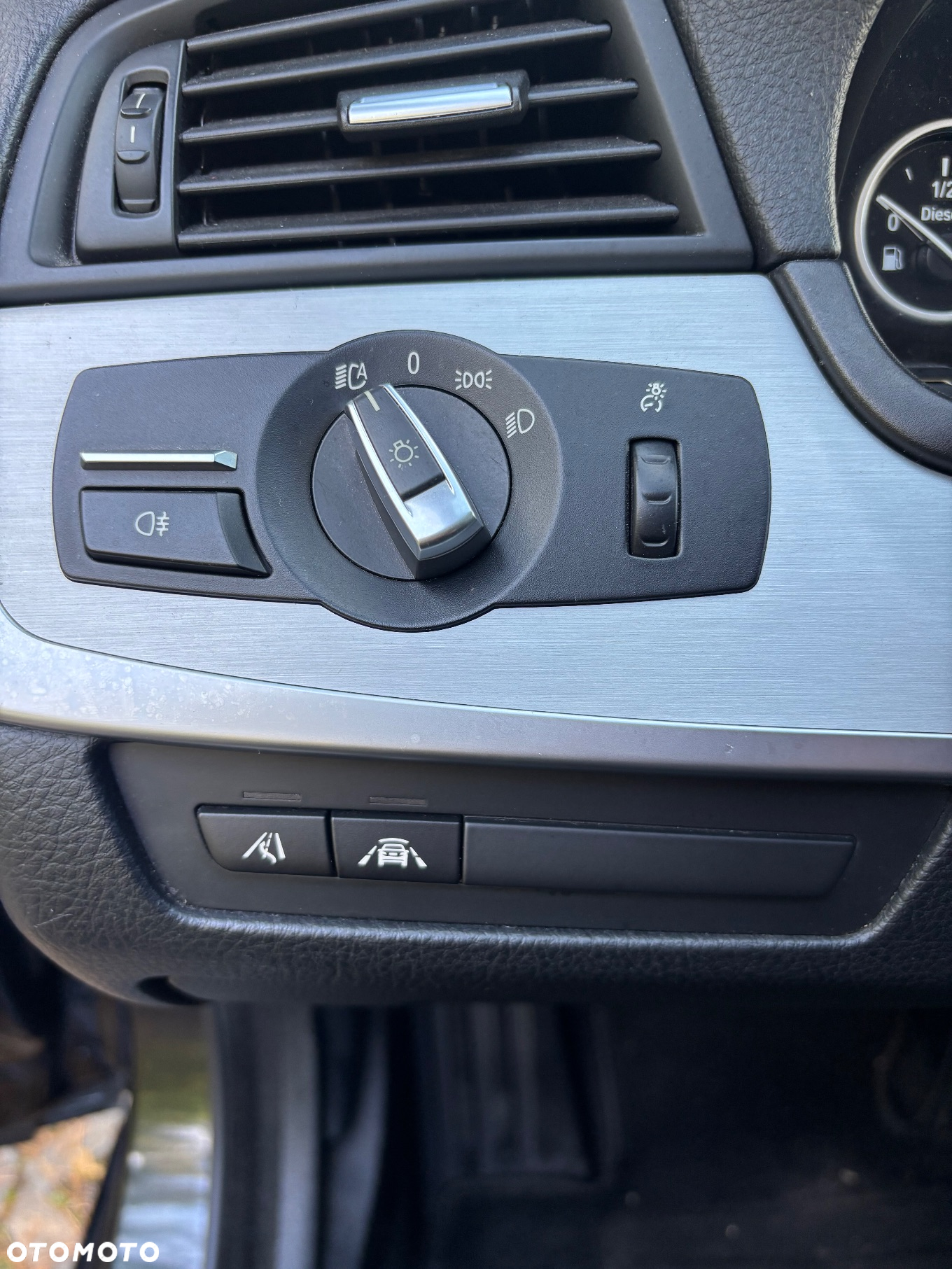 BMW Seria 5 525d xDrive - 18