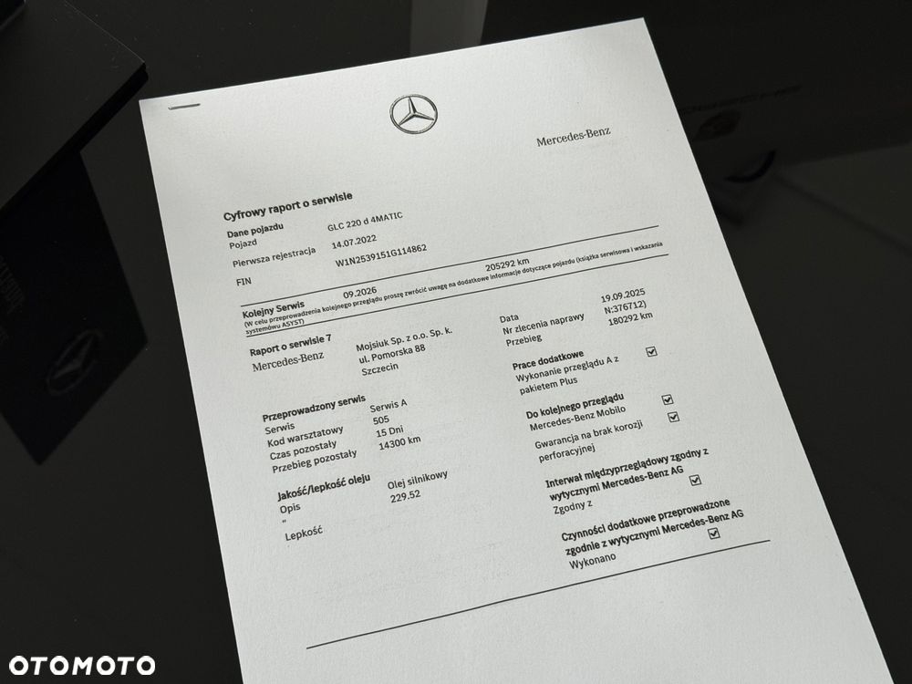 Mercedes-Benz GLC 220 d 4Matic 9G-TRONIC AMG Line Plus - 28