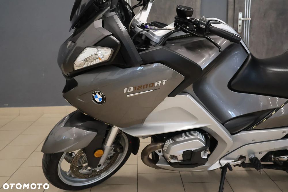 BMW R - 8