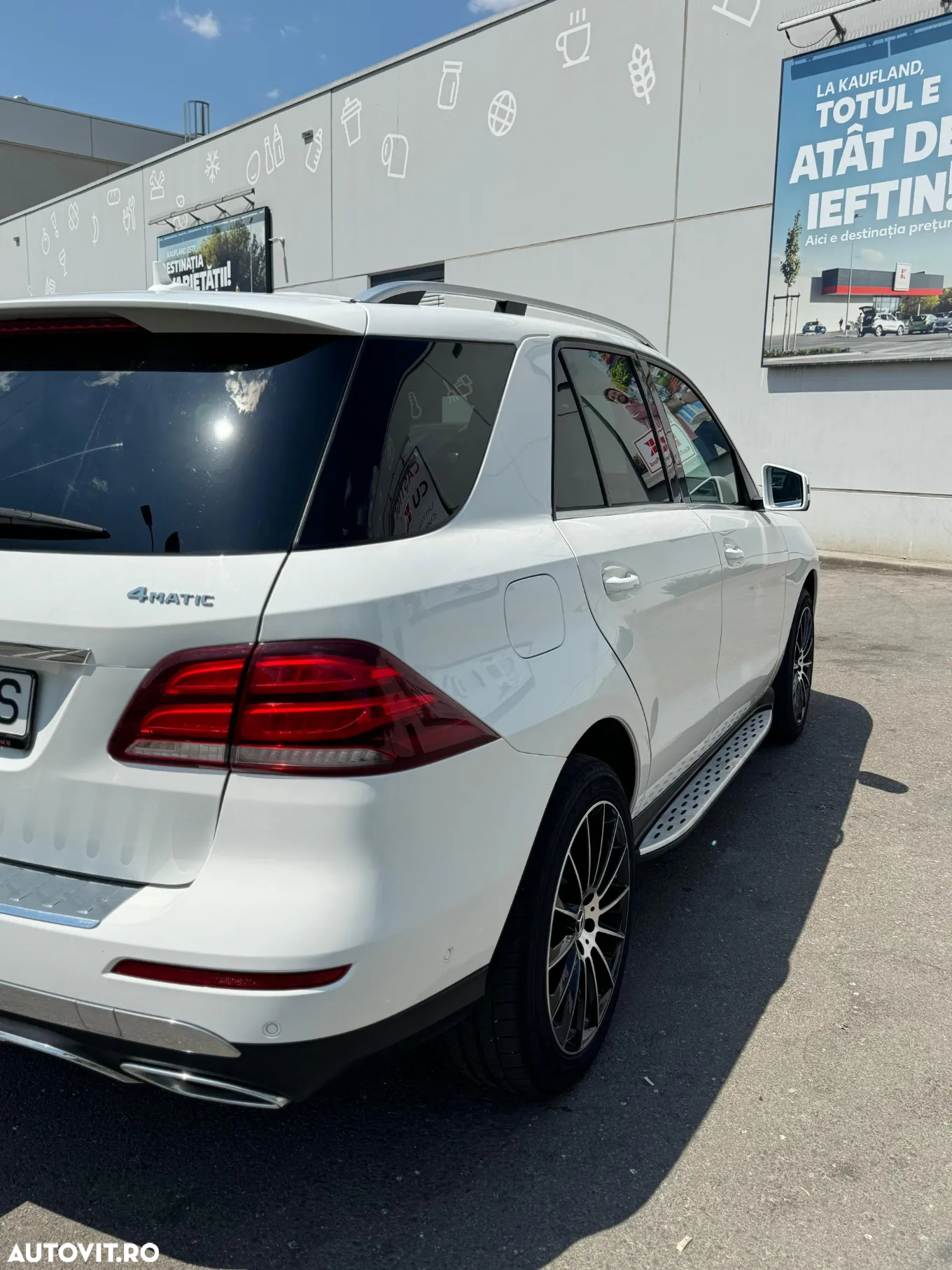 Mercedes-Benz GLE 250 d 4MATIC - 2