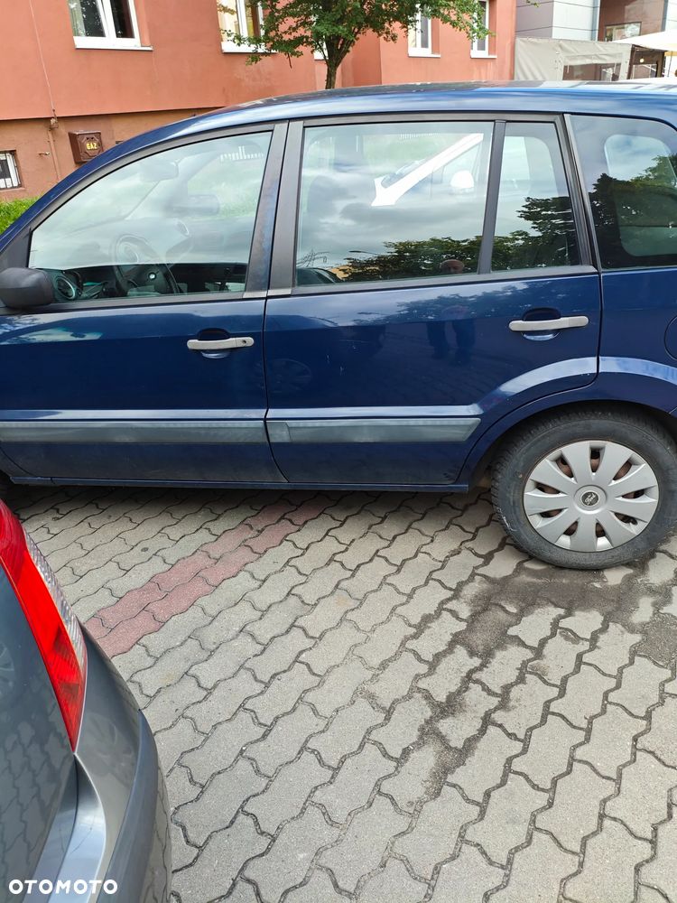 Ford Fusion 1.4 TDCI Ambiente - 12