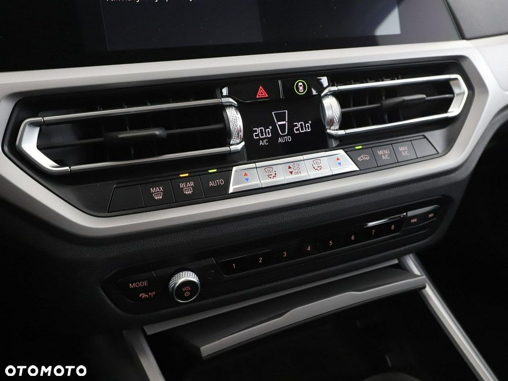 BMW Seria 3 330e Advantage - 29