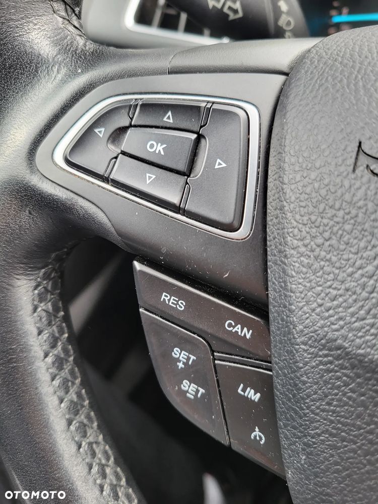 Ford Kuga 1.5 EcoBoost FWD Titanium ASS GPF - 20